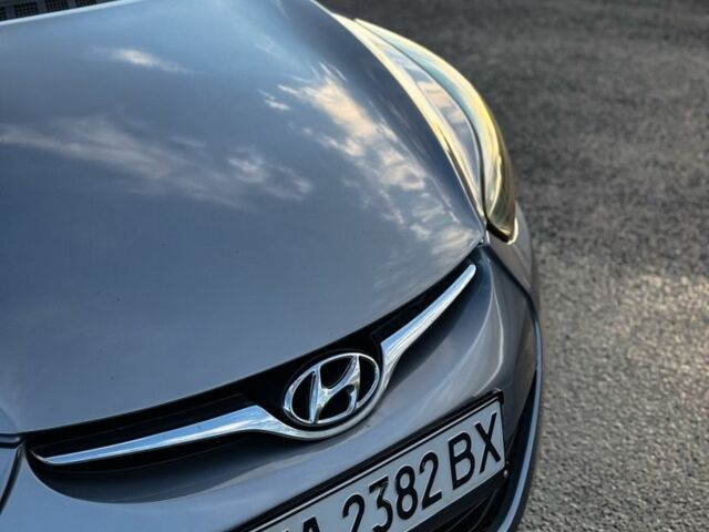 Сірий Хендай Елантра, об'ємом двигуна 1.8 л та пробігом 189 тис. км за 7500 $, фото 1 на Automoto.ua