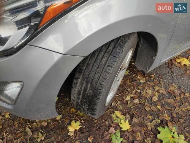 Хендай Элантра 2015 в Киеве на Automoto.ua Серый Хендай Элантра, объемом двигателя 1.8 л и пробегом 159 тыс. км за 10500 $, фото 5 на Automoto.ua