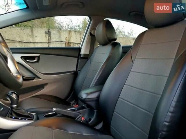 Серый Хендай Элантра, объемом двигателя 1.8 л и пробегом 215 тыс. км за 9500 $, фото 7 на Automoto.ua