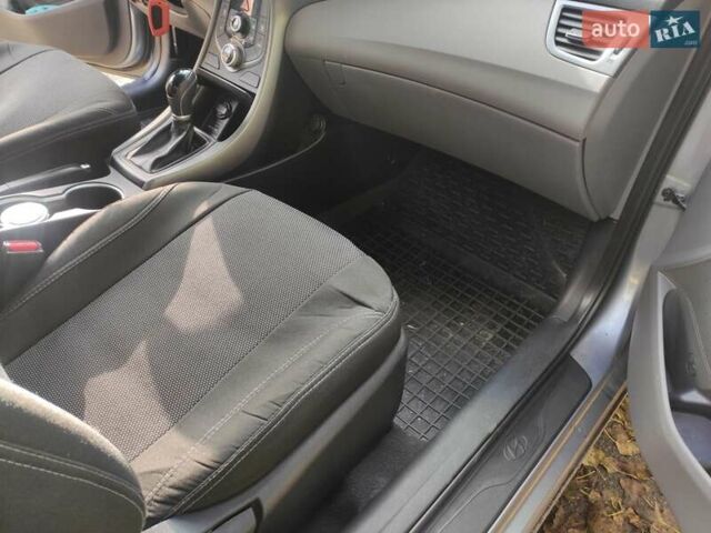 Хендай Элантра 2015 в Киеве на Automoto.ua Серый Хендай Элантра, объемом двигателя 1.8 л и пробегом 159 тыс. км за 10500 $, фото 10 на Automoto.ua