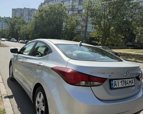 Серый Хендай Элантра, объемом двигателя 1.8 л и пробегом 290 тыс. км за 8500 $, фото 1 на Automoto.ua