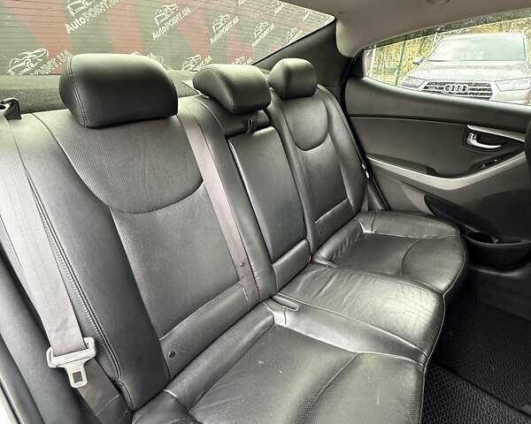 Хендай Элантра 2015 в Сумах на Automoto.ua Серый Хендай Элантра, объемом двигателя 1.8 л и пробегом 115 тыс. км за 12000 $, фото 15 на Automoto.ua