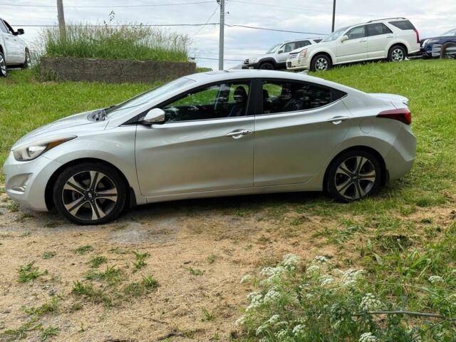 Хендай Элантра 2015 в Житомире на Automoto.ua Серый Хендай Элантра, объемом двигателя 2 л и пробегом 80 тыс. км за 4800 $, фото 3 на Automoto.ua