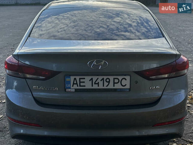 Серый Хендай Элантра, объемом двигателя 1.59 л и пробегом 179 тыс. км за 10699 $, фото 4 на Automoto.ua