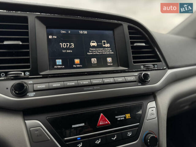 Серый Хендай Элантра, объемом двигателя 2 л и пробегом 135 тыс. км за 9999 $, фото 29 на Automoto.ua