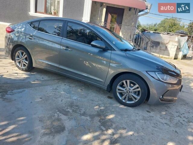Серый Хендай Элантра, объемом двигателя 1.59 л и пробегом 125 тыс. км за 13700 $, фото 7 на Automoto.ua