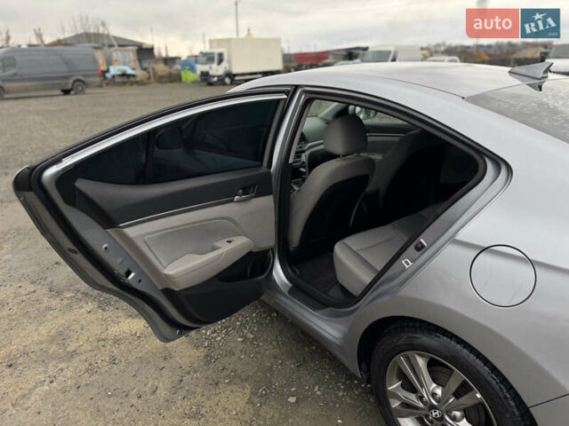 Серый Хендай Элантра, объемом двигателя 2 л и пробегом 135 тыс. км за 9999 $, фото 19 на Automoto.ua