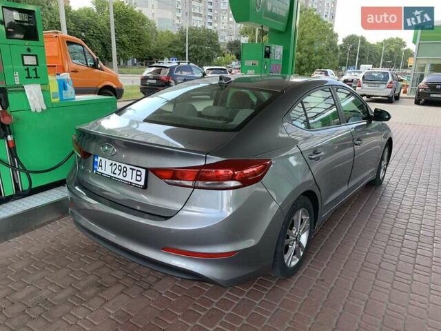Сірий Хендай Елантра, об'ємом двигуна 2 л та пробігом 169 тис. км за 11700 $, фото 3 на Automoto.ua