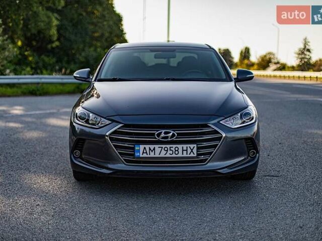Серый Хендай Элантра, объемом двигателя 1.59 л и пробегом 92 тыс. км за 13800 $, фото 3 на Automoto.ua