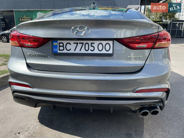 Серый Хендай Элантра, объемом двигателя 1.59 л и пробегом 110 тыс. км за 13000 $, фото 5 на Automoto.ua