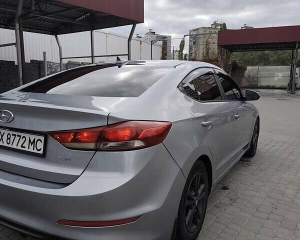 Серый Хендай Элантра, объемом двигателя 2 л и пробегом 179 тыс. км за 13800 $, фото 13 на Automoto.ua