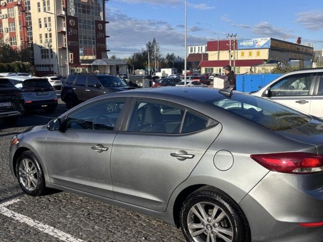 Хендай Элантра 2016 в Киеве на Automoto.ua Серый Хендай Элантра, объемом двигателя 2 л и пробегом 75 тыс. км за 14000 $, фото 7 на Automoto.ua