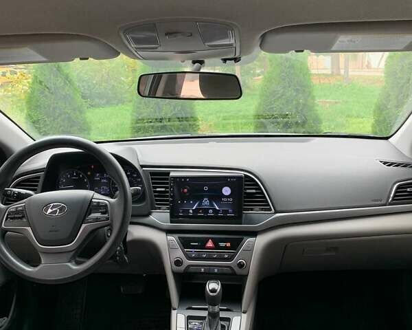 Хендай Элантра 2016 в Кривом Роге на Automoto.ua Серый Хендай Элантра, объемом двигателя 2 л и пробегом 109 тыс. км за 9300 $, фото 12 на Automoto.ua