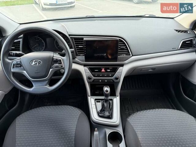 Сірий Хендай Елантра, об'ємом двигуна 2 л та пробігом 225 тис. км за 10300 $, фото 11 на Automoto.ua