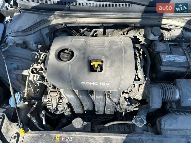 Серый Хендай Элантра, объемом двигателя 2 л и пробегом 122 тыс. км за 9500 $, фото 21 на Automoto.ua