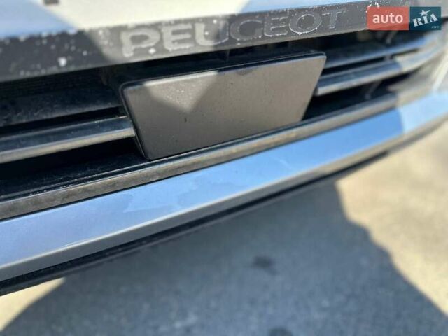 Серый Хендай Элантра, объемом двигателя 2 л и пробегом 122 тыс. км за 9500 $, фото 27 на Automoto.ua