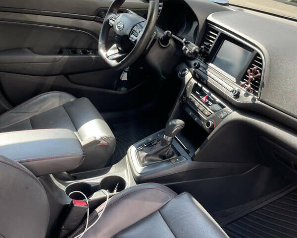 Серый Хендай Элантра, объемом двигателя 1.59 л и пробегом 110 тыс. км за 13000 $, фото 7 на Automoto.ua