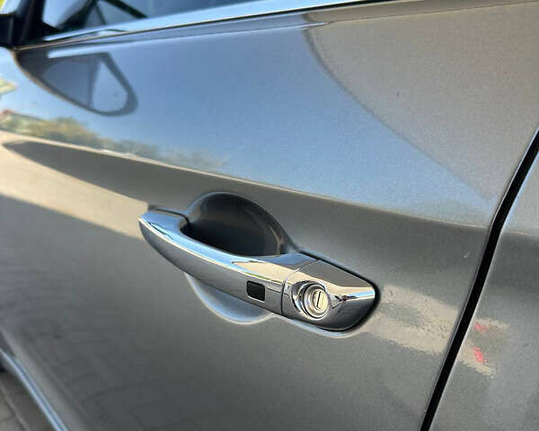 Хендай Элантра 2016 в Днепре (Днепропетровске) на Automoto.ua Серый Хендай Элантра, объемом двигателя 2 л и пробегом 199 тыс. км за 10999 $, фото 29 на Automoto.ua