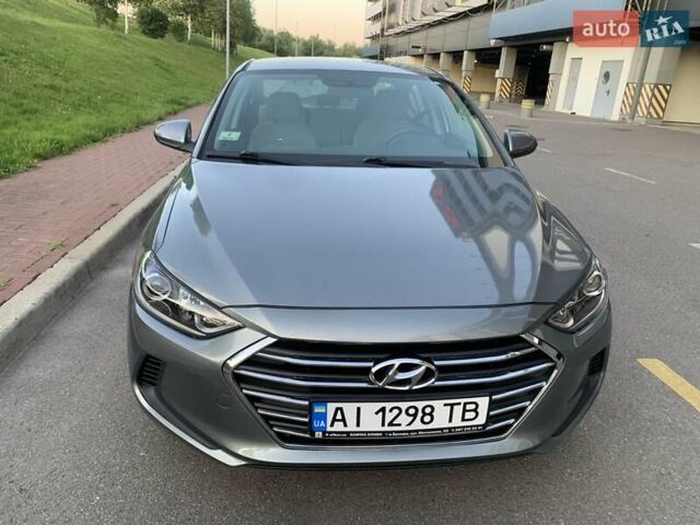 Сірий Хендай Елантра, об'ємом двигуна 2 л та пробігом 169 тис. км за 11700 $, фото 24 на Automoto.ua
