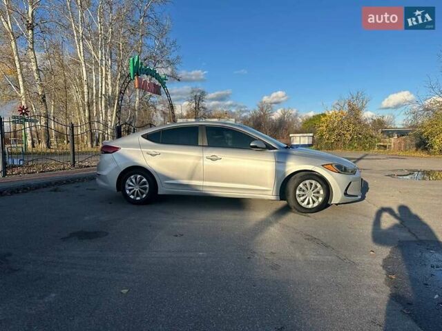 Серый Хендай Элантра, объемом двигателя 2 л и пробегом 185 тыс. км за 10500 $, фото 5 на Automoto.ua