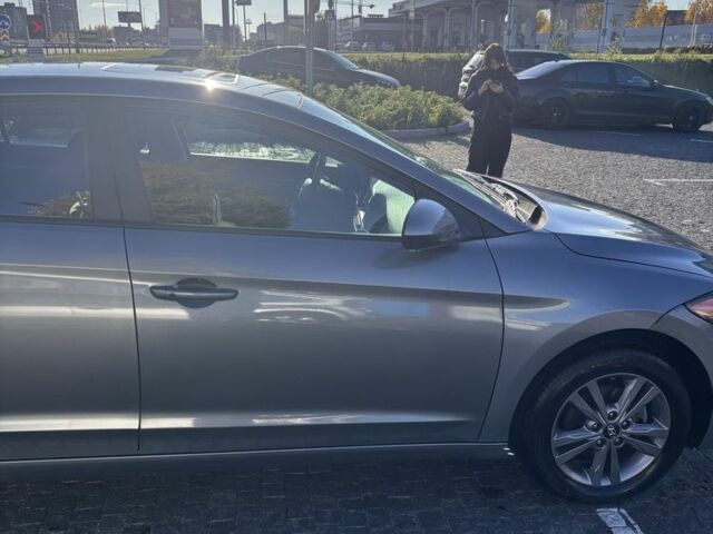 Хендай Элантра 2016 в Киеве на Automoto.ua Серый Хендай Элантра, объемом двигателя 2 л и пробегом 75 тыс. км за 14000 $, фото 3 на Automoto.ua