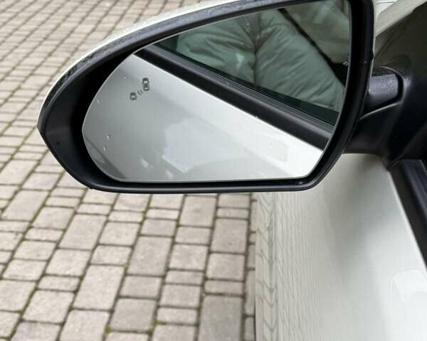 Серый Хендай Элантра, объемом двигателя 2 л и пробегом 115 тыс. км за 11150 $, фото 32 на Automoto.ua