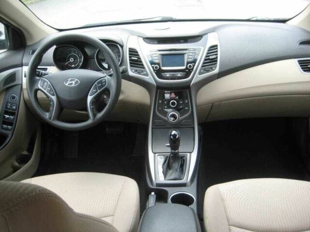 Серый Хендай Элантра, объемом двигателя 1.8 л и пробегом 54 тыс. км за 1900 $, фото 4 на Automoto.ua