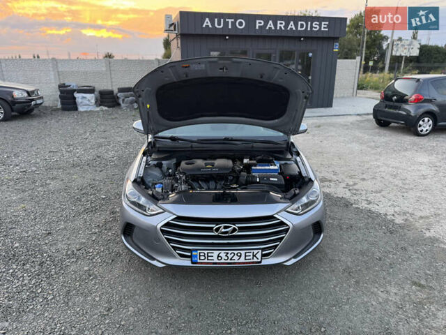 Сірий Хендай Елантра, об'ємом двигуна 2 л та пробігом 135 тис. км за 10899 $, фото 11 на Automoto.ua