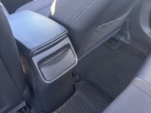 Хендай Элантра 2016 в Киеве на Automoto.ua Серый Хендай Элантра, объемом двигателя 2 л и пробегом 75 тыс. км за 14000 $, фото 23 на Automoto.ua