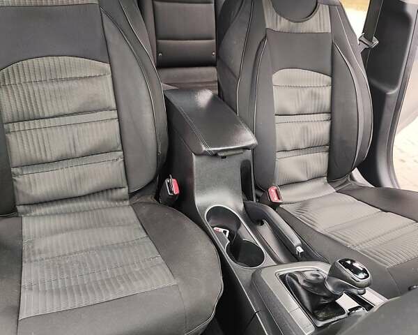 Серый Хендай Элантра, объемом двигателя 2 л и пробегом 179 тыс. км за 13800 $, фото 35 на Automoto.ua