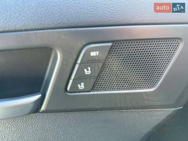 Серый Хендай Элантра, объемом двигателя 2 л и пробегом 122 тыс. км за 9500 $, фото 1 на Automoto.ua