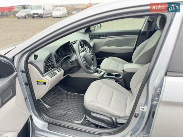 Серый Хендай Элантра, объемом двигателя 2 л и пробегом 135 тыс. км за 9999 $, фото 16 на Automoto.ua