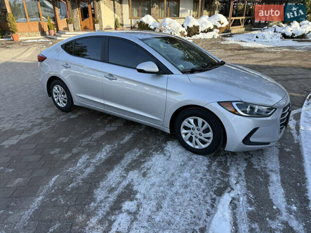 Серый Хендай Элантра, объемом двигателя 2 л и пробегом 138 тыс. км за 9900 $, фото 2 на Automoto.ua