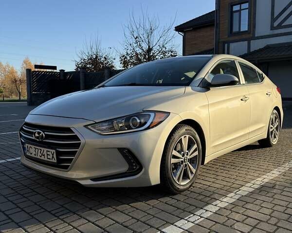 Серый Хендай Элантра, объемом двигателя 2 л и пробегом 115 тыс. км за 11150 $, фото 3 на Automoto.ua