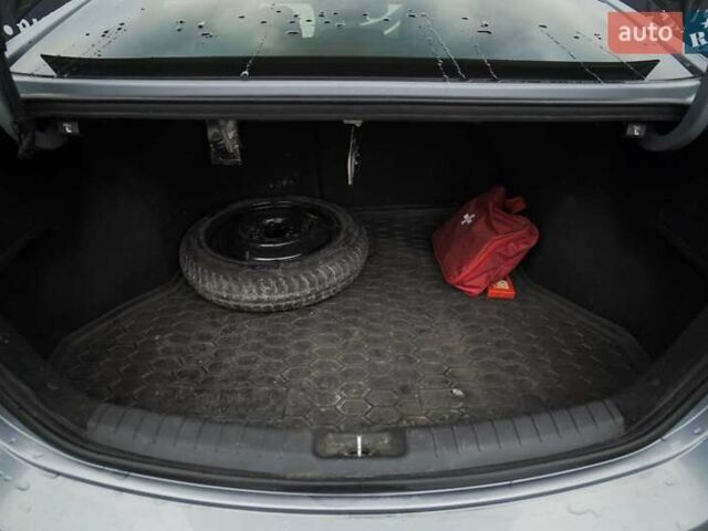 Серый Хендай Элантра, объемом двигателя 2 л и пробегом 147 тыс. км за 10499 $, фото 12 на Automoto.ua