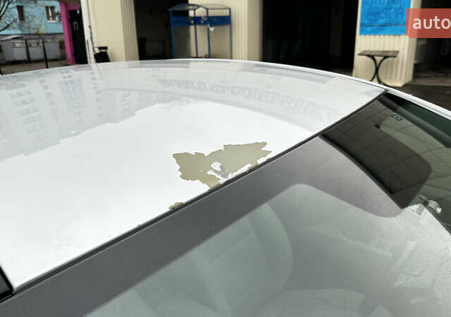 Серый Хендай Элантра, объемом двигателя 2 л и пробегом 190 тыс. км за 10200 $, фото 16 на Automoto.ua