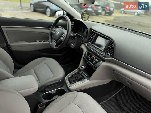 Серый Хендай Элантра, объемом двигателя 2 л и пробегом 135 тыс. км за 9999 $, фото 27 на Automoto.ua