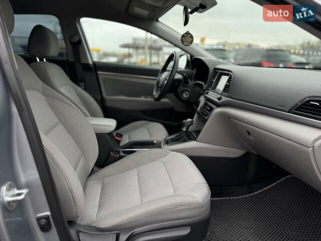 Серый Хендай Элантра, объемом двигателя 2 л и пробегом 135 тыс. км за 9999 $, фото 26 на Automoto.ua