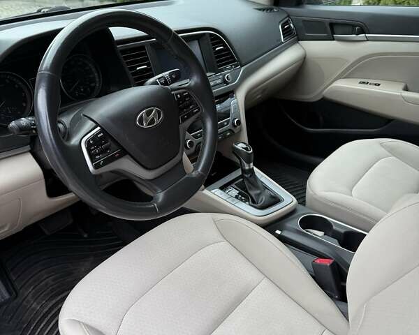 Серый Хендай Элантра, объемом двигателя 2 л и пробегом 115 тыс. км за 11150 $, фото 35 на Automoto.ua