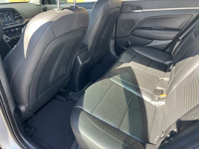 Серый Хендай Элантра, объемом двигателя 2 л и пробегом 151 тыс. км за 303 $, фото 6 на Automoto.ua