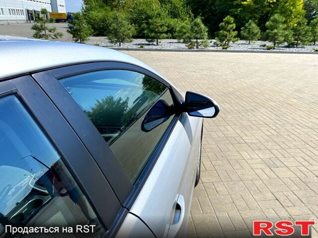 Хендай Элантра 2016 в Днепре (Днепропетровске) на Automoto.ua Серый Хендай Элантра, объемом двигателя 2 л и пробегом 150 тыс. км за 11000 $, фото 2 на Automoto.ua