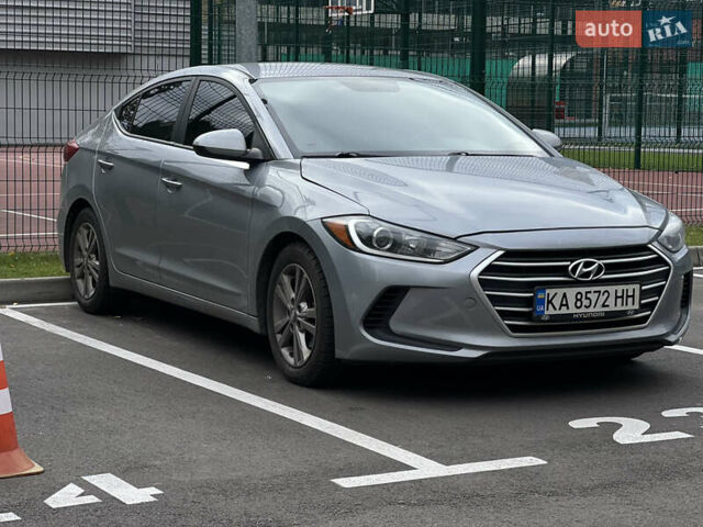 Серый Хендай Элантра, объемом двигателя 2 л и пробегом 115 тыс. км за 12000 $, фото 1 на Automoto.ua