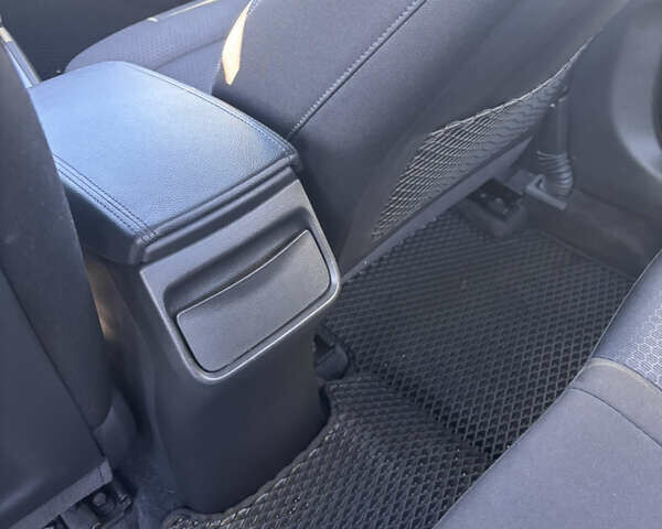 Хендай Элантра 2016 в Киеве на Automoto.ua Серый Хендай Элантра, объемом двигателя 2 л и пробегом 70 тыс. км за 14000 $, фото 9 на Automoto.ua