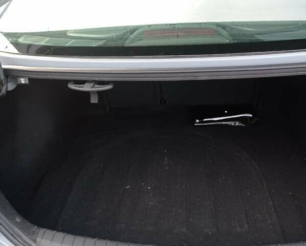 Серый Хендай Элантра, объемом двигателя 2 л и пробегом 90 тыс. км за 14000 $, фото 8 на Automoto.ua