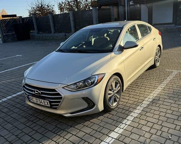 Серый Хендай Элантра, объемом двигателя 2 л и пробегом 115 тыс. км за 11150 $, фото 4 на Automoto.ua