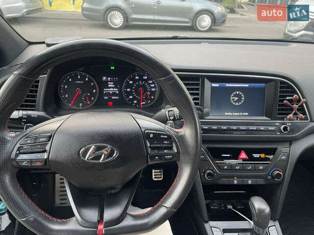 Серый Хендай Элантра, объемом двигателя 1.59 л и пробегом 110 тыс. км за 13000 $, фото 8 на Automoto.ua