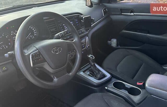 Серый Хендай Элантра, объемом двигателя 1.59 л и пробегом 179 тыс. км за 10699 $, фото 8 на Automoto.ua