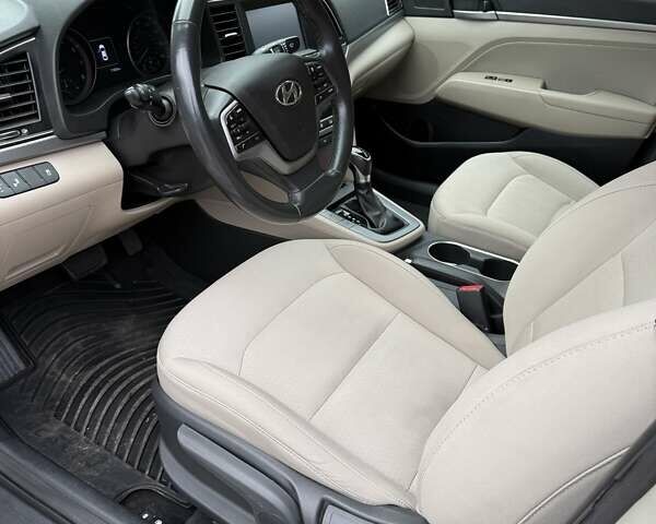 Серый Хендай Элантра, объемом двигателя 2 л и пробегом 115 тыс. км за 11150 $, фото 34 на Automoto.ua