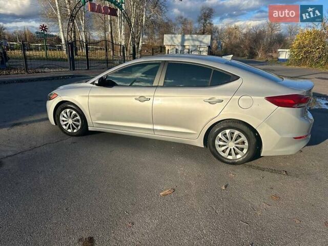 Серый Хендай Элантра, объемом двигателя 2 л и пробегом 185 тыс. км за 10500 $, фото 7 на Automoto.ua