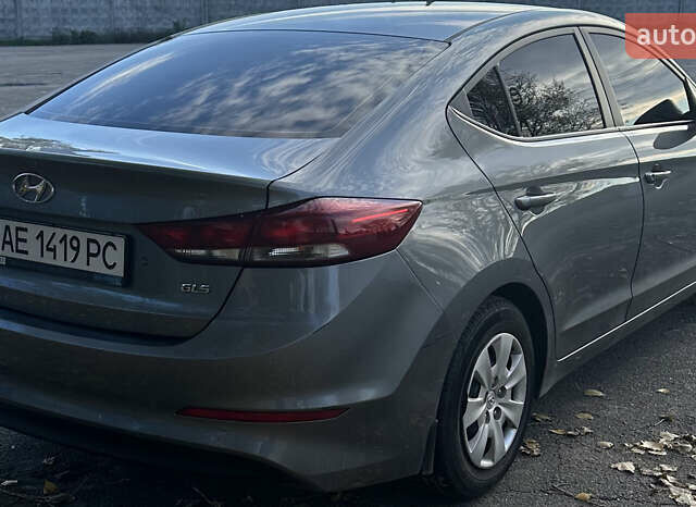 Серый Хендай Элантра, объемом двигателя 1.59 л и пробегом 179 тыс. км за 10699 $, фото 6 на Automoto.ua